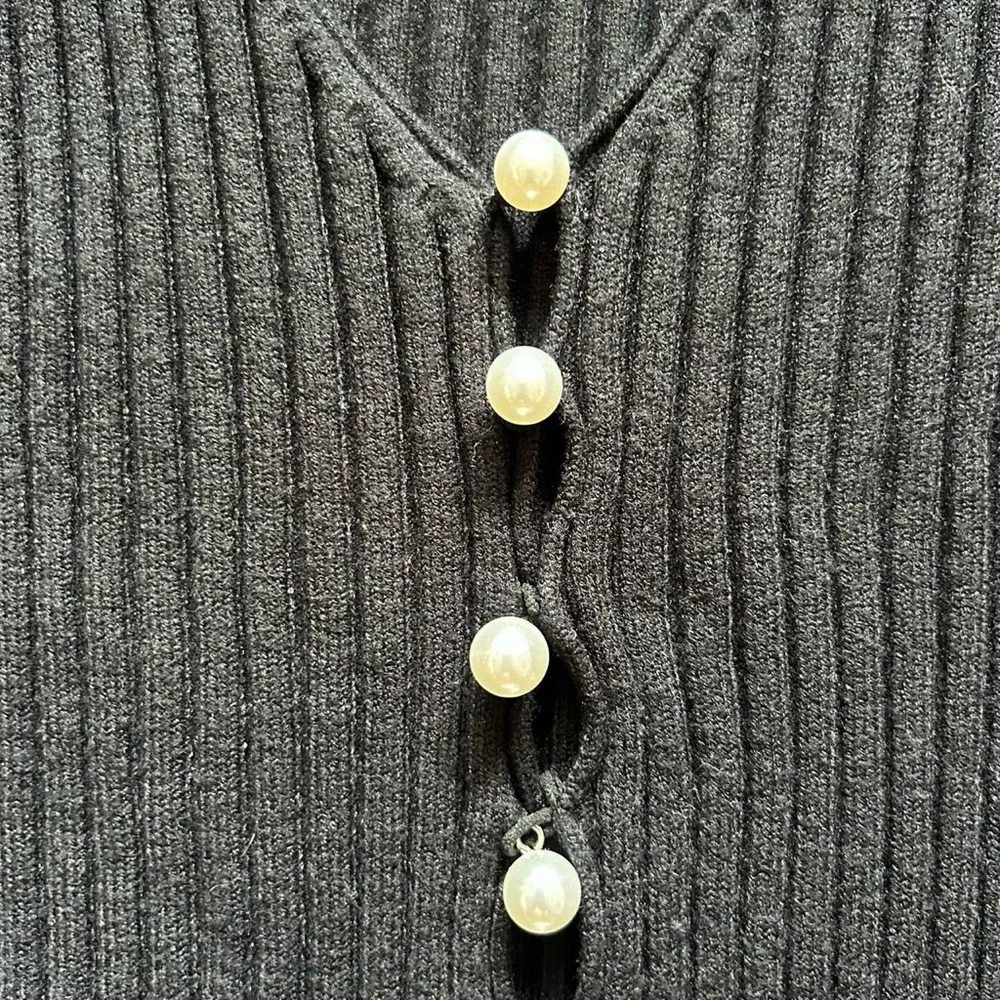 Black Ribbed Button-Down Cardigan - Picture 2 of 3